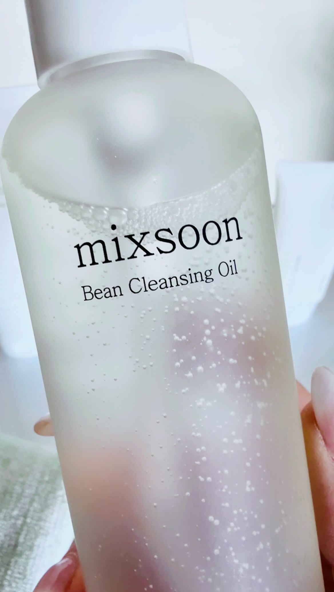 Instagram post by @thebestfacebeautyblog for Jolse. Caption reads: 🚨 Wanna know a secret? This 6-step skincare....