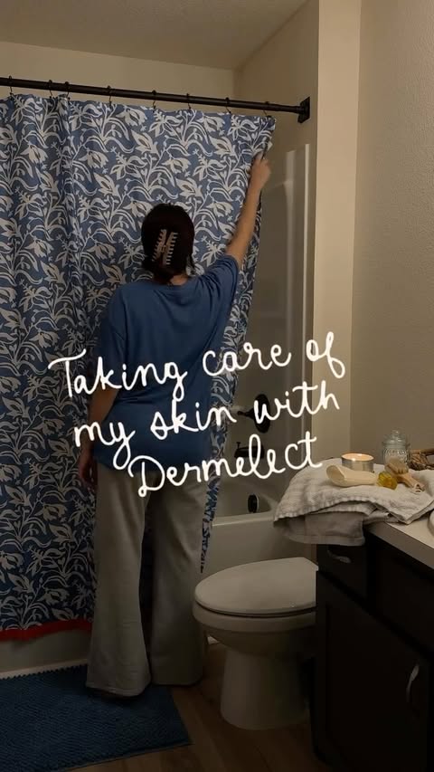 Instagram post by @_arishasheikh for Dermelect. Caption reads: Skincare reset diaries with @dermelect 🌼🧡✨....