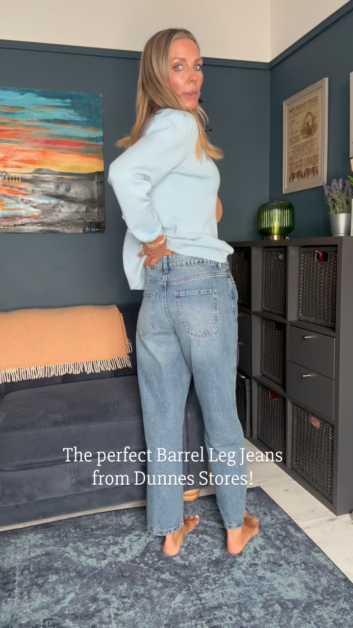 Instagram post by @stylebyjo.ie for Dunnes Stores. Caption reads: [...] #gifted/AD
Barrel Leg Jeans @dunnesstores....