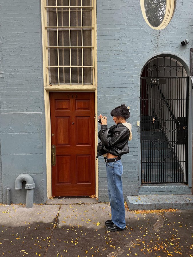 Instagram post by @lexiecoons for 7 FOR ALL MANKIND. Caption reads: [...] in blue ft. the low straight ....