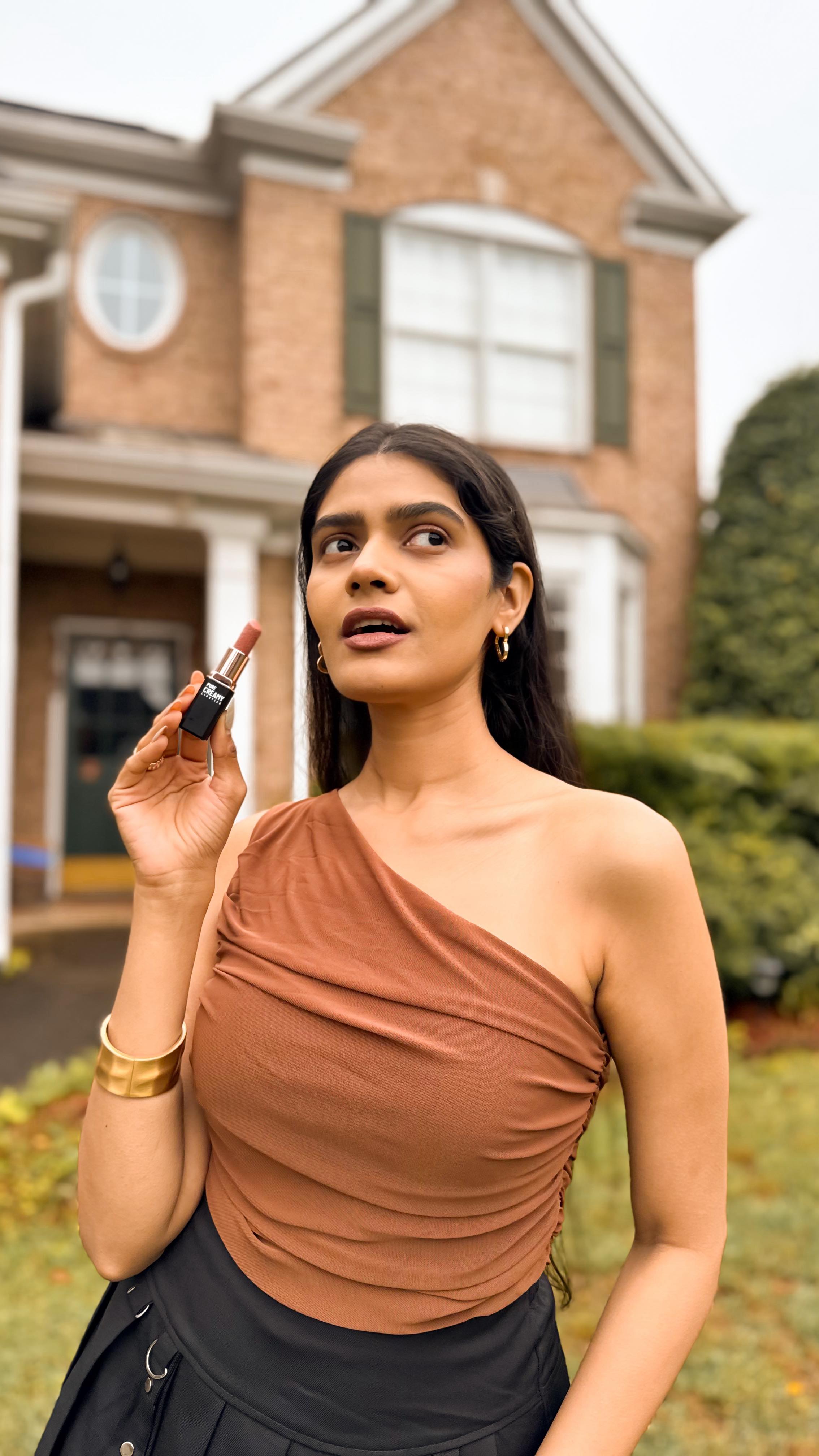 Instagram post by @a_lot_from_life for Swiss Beauty Cosmetic. Caption reads: Serving looks across the USA 🇺🇸💄
Wore my go-to....