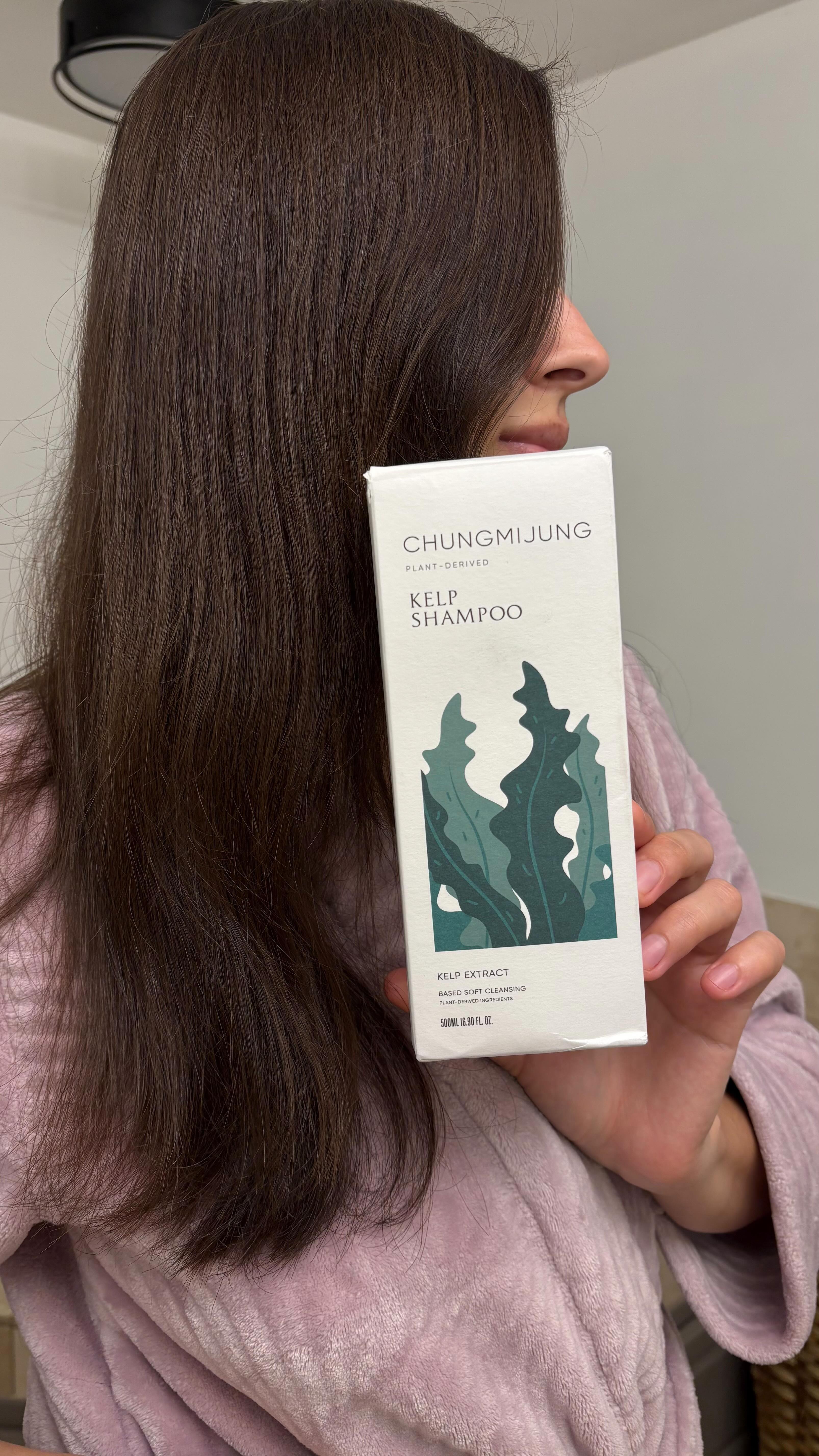 Instagram post by @simahanushchak_ugc for Stack Influence. Caption reads: @chungmijung_global @stackinfluence #chungmijung....