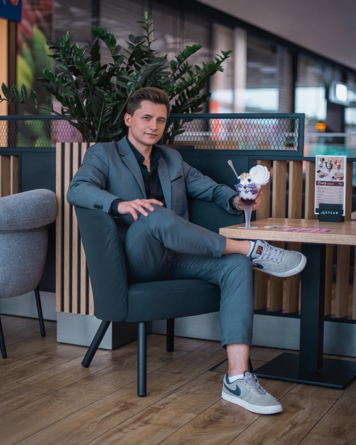 Instagram post by @mrjakos for Grycan. Caption reads: Klasyka smaku, która nigdy nie zawodzi 🍨🤍....