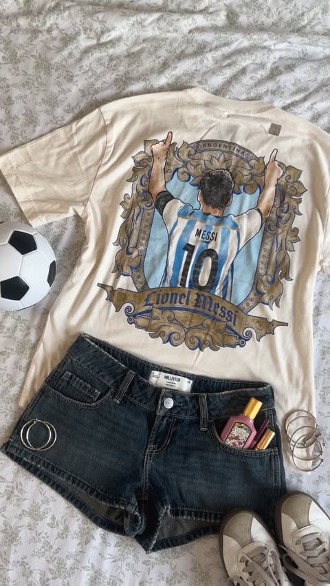 Instagram post by @lilyofthevalley081 for Hollister. Caption reads: #Hollisterpartner Celebrate The World Cup with....