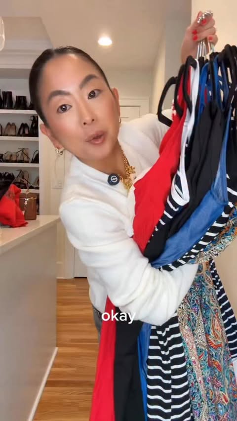 Instagram post by @carriesclosetdiary for Cupshe. Caption reads: These vacation outfits have literally made my....