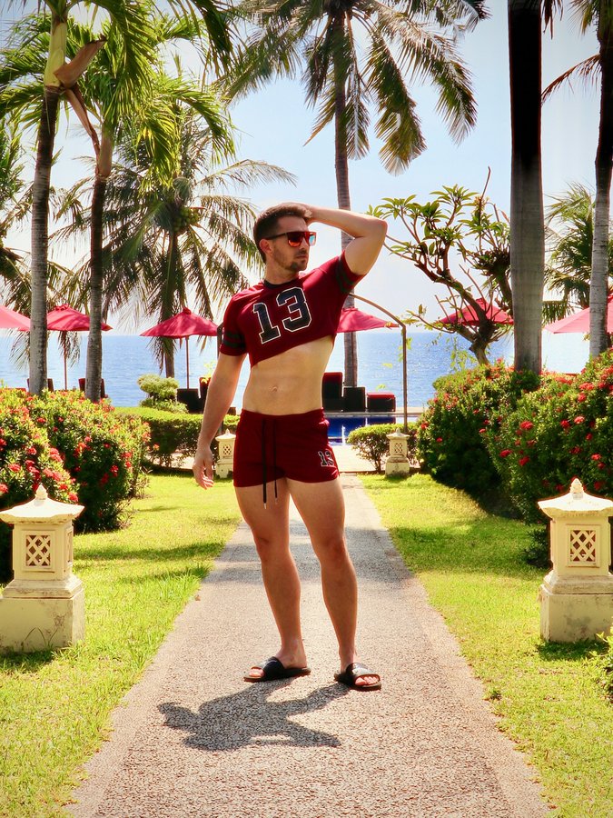 Instagram post by @mermanthommy for Ciciful. Caption reads: [...] comes in crimson 💥 Rocking my....