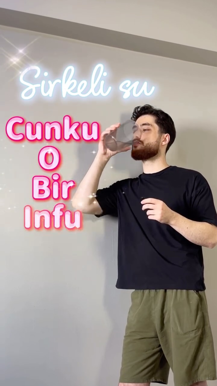 Instagram post by @debechkaya for Byredo. Caption reads: Yine birlikte hazırlanıyoruz ve yine dışarı....