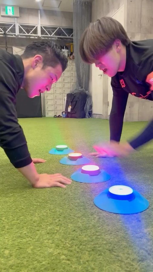 Instagram post by @ryo.asano_official for BlazePod. Caption reads: [...] Agility Training Tools🔥

Blaze Pod ....