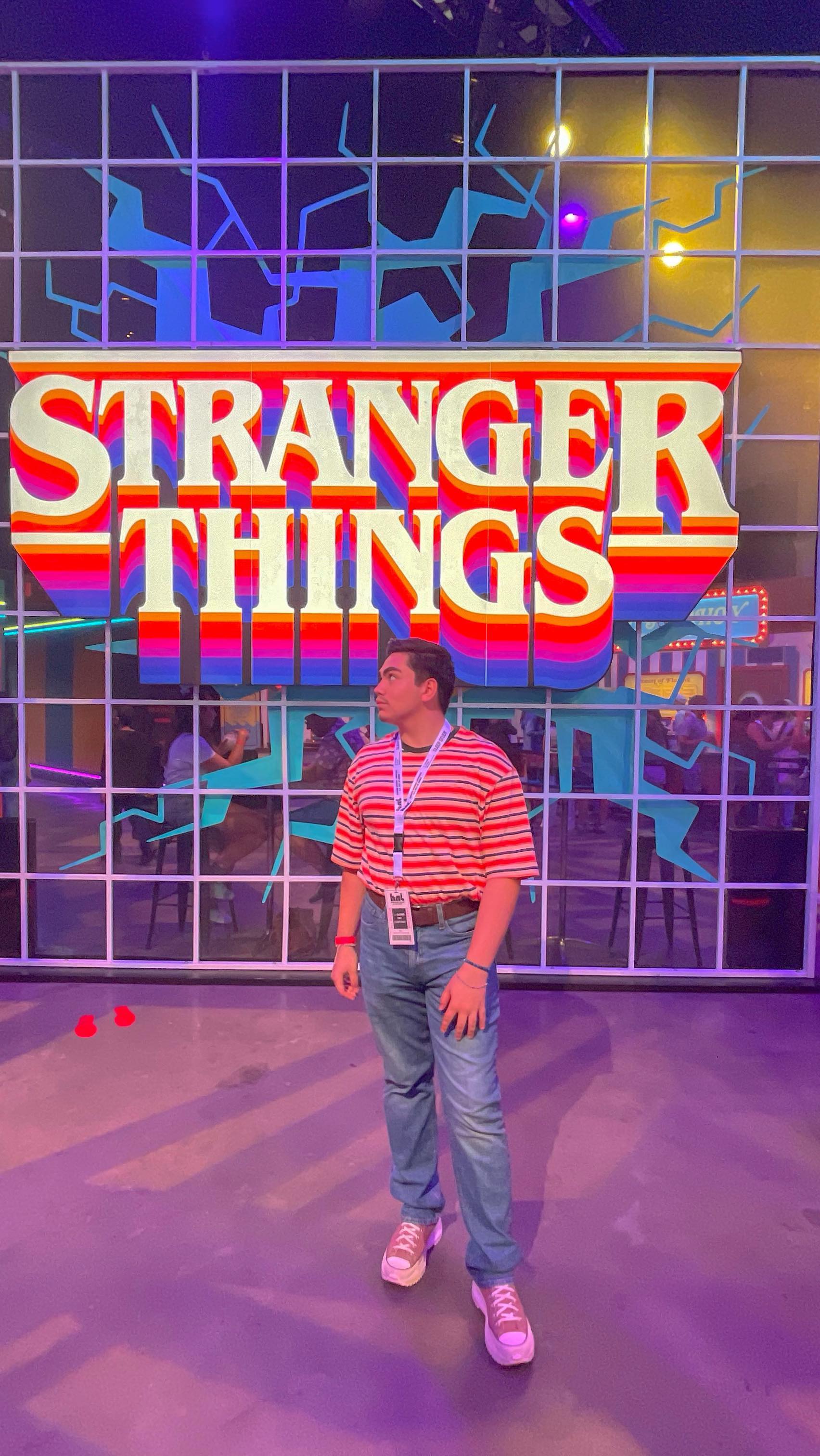 Instagram post by @maudeleonn for Stranger Things Experience. Caption reads: [...] @fever_us #ad #strangerthings....