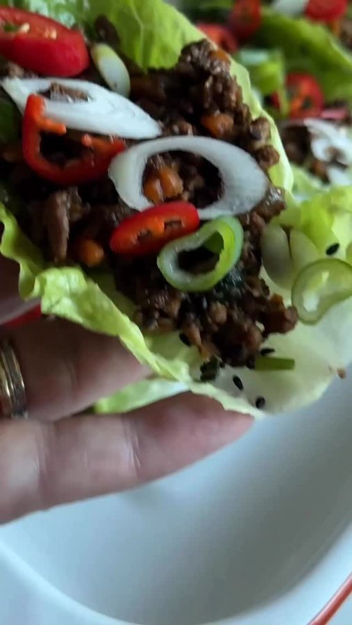 Instagram post by @thedalydish for Lidl. Caption reads: We fancied something fresh, quick & delicious.. so....