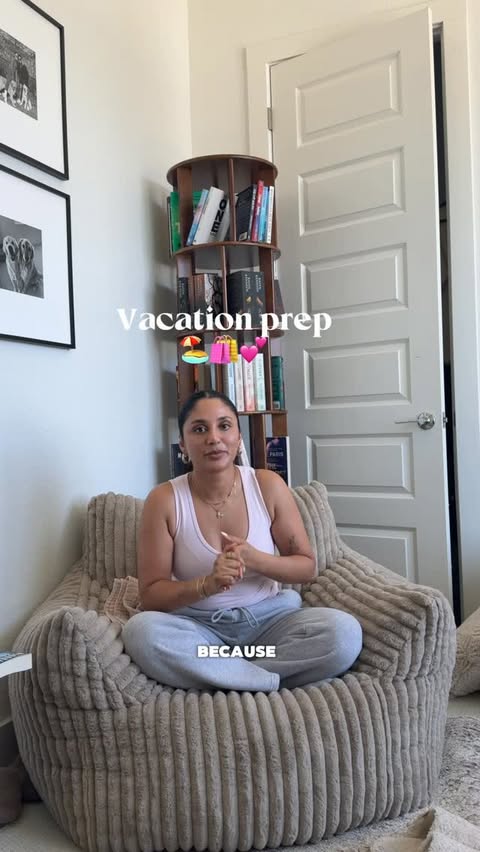 Instagram post by @kp.fitstyle for Poshmark. Caption reads: Vacation prep with @poshmark cause we trying to....