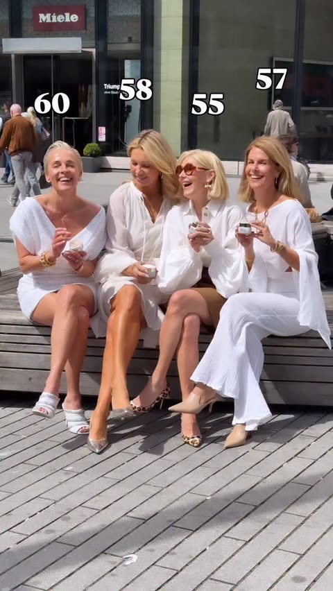 Instagram post by an influencer for L'Oréal Paris. Caption reads: Anzeige - GOLDEN GIRLS Time! 50 plus und....