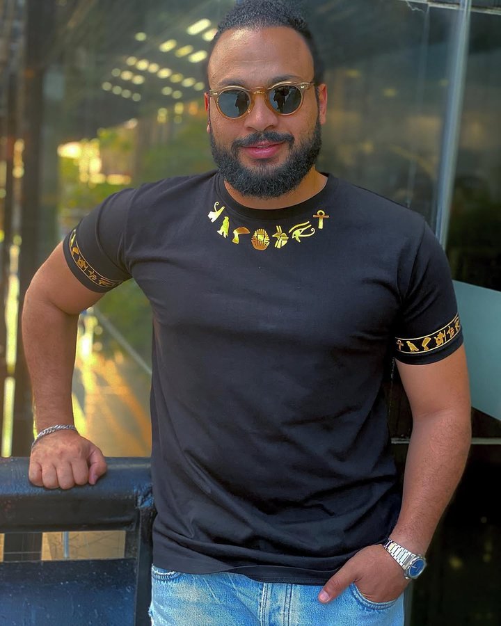 Instagram post by @mohamedgoharsinger for TBD Eyewear. Caption reads: [...] ⌚️🇧🇭 @nuunofficial Eyewear 👓🇮🇹....