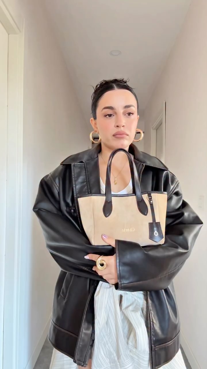 Instagram post by @ozgessaglam for SUUD COLLECTION. Caption reads: CİZME VE ETEK GİYDİM ACİL BAKIN NASI OLMUSUM!!!....