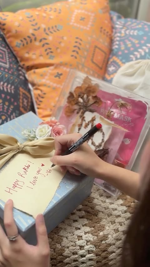 Instagram post by @vridhiiiii for MINISO. Caption reads: [...] full of little things she loves from....