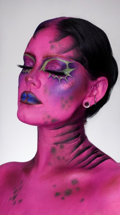 Instagram post by @byhazelj for Mehron Makeup. Caption reads: Colour randomiser chooses my makeup 💄 OH MY GOD....