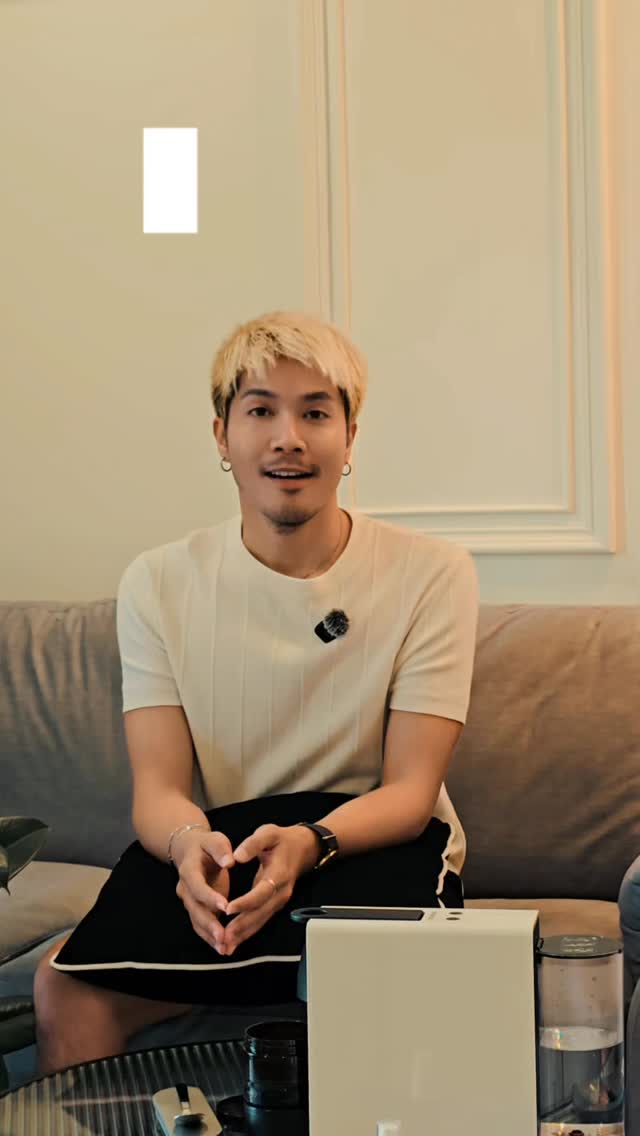 Instagram post by @pond_dnop for LAZADA.co.th. Caption reads: เลิกรู้สึกผิดกับตัวเองแล้วหันมาช้อปแบบไม่ต้องรู้สึ....