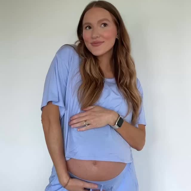 Instagram post by @breeesradd for Kindred Bravely. Caption reads: Clothes by @kindredbravely that make my pregnancy....