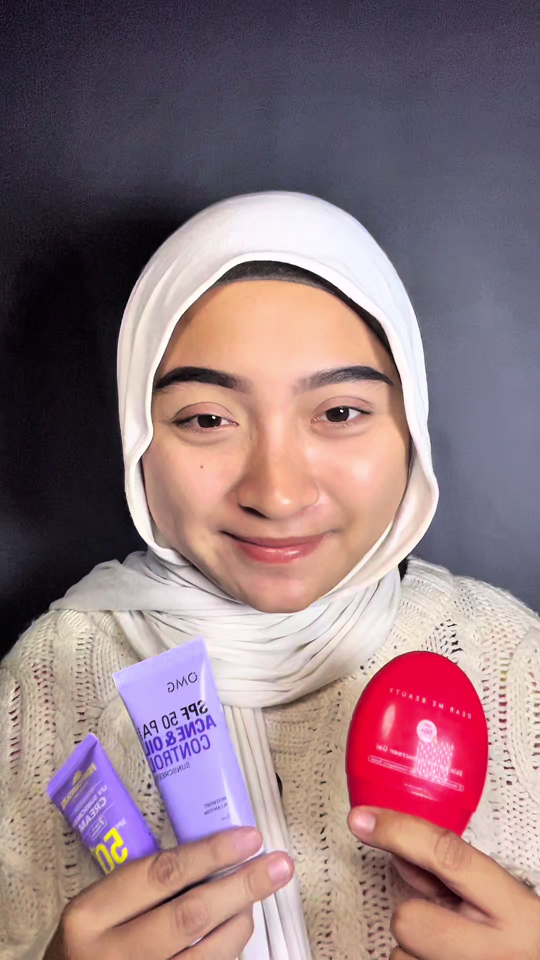 TikTok post by @deldelriskiana for Dear Me Beauty. Caption reads: [...] aku! Favorit kalian yang mana nih? @Dear Me....