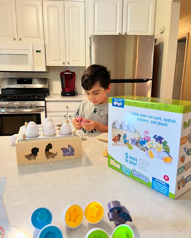Instagram post by @frankiec_eats for Little Hippo Books. Caption reads: [...] the gift of fun learning with....