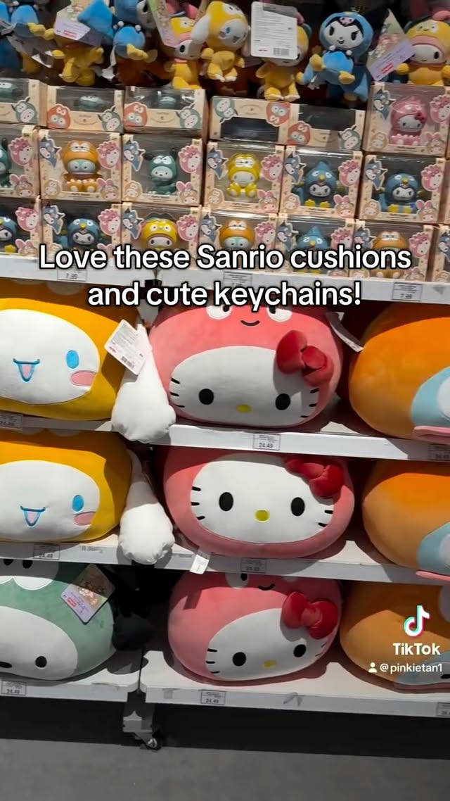 Instagram post by @pinkiekittyloves for Partipost. Caption reads: It’s the most joyful season at @toysrus_sg! “Toys....