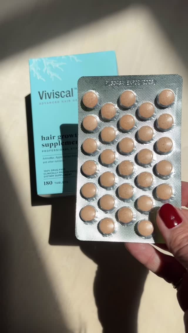 Instagram post by @fionastiles for Viviscal. Caption reads: [...] loss, which is why I partnered with....