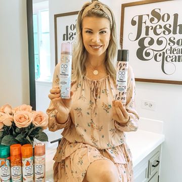 Instagram post by @kskimbrough for COLAB Dry Shampoo. Caption reads: [...] headbands, right ladies! #sponsored....