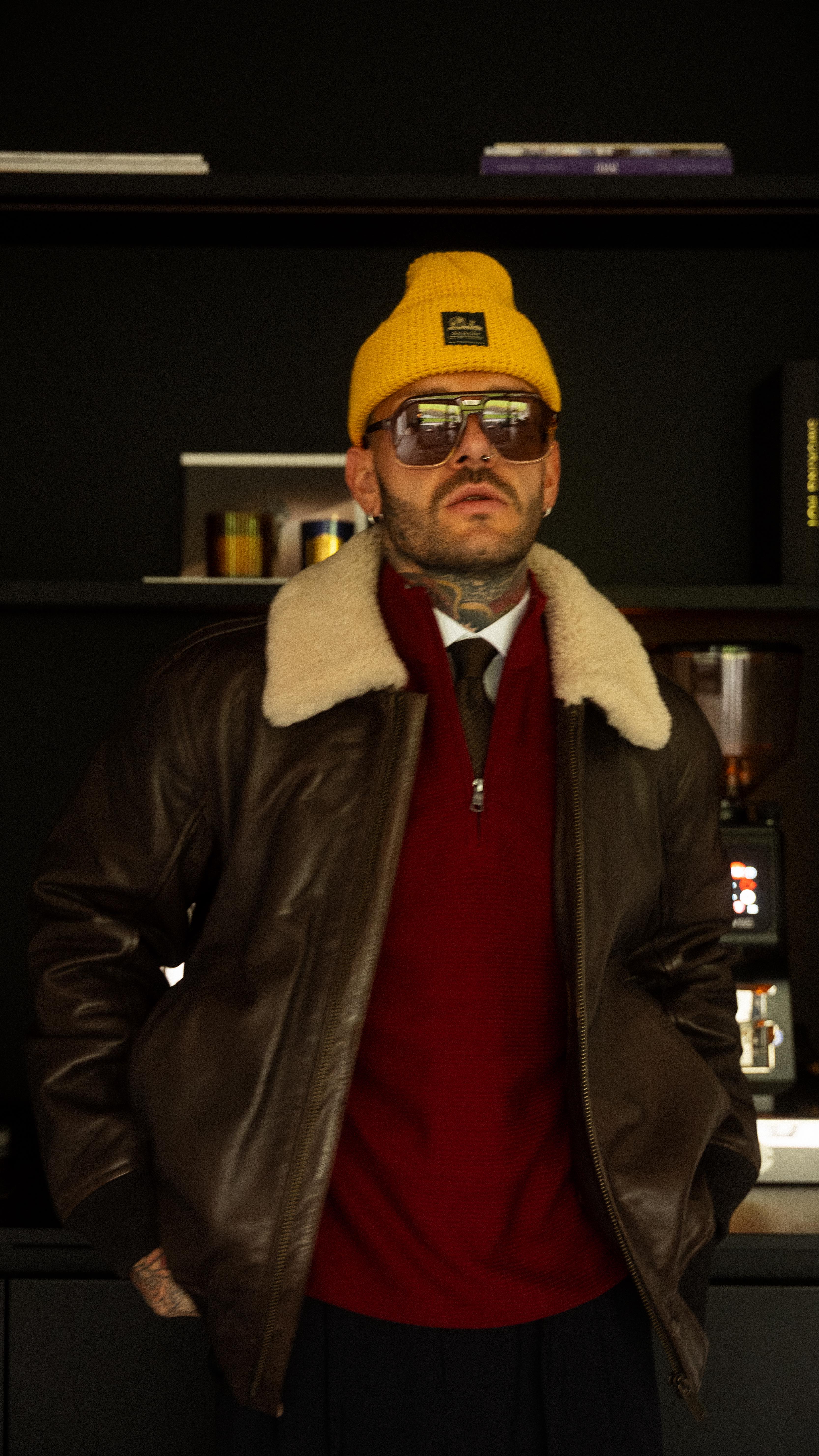 Instagram post by @moritz.taylor for Olymp. Caption reads: [...] 🍂
Would you wear this look team?....