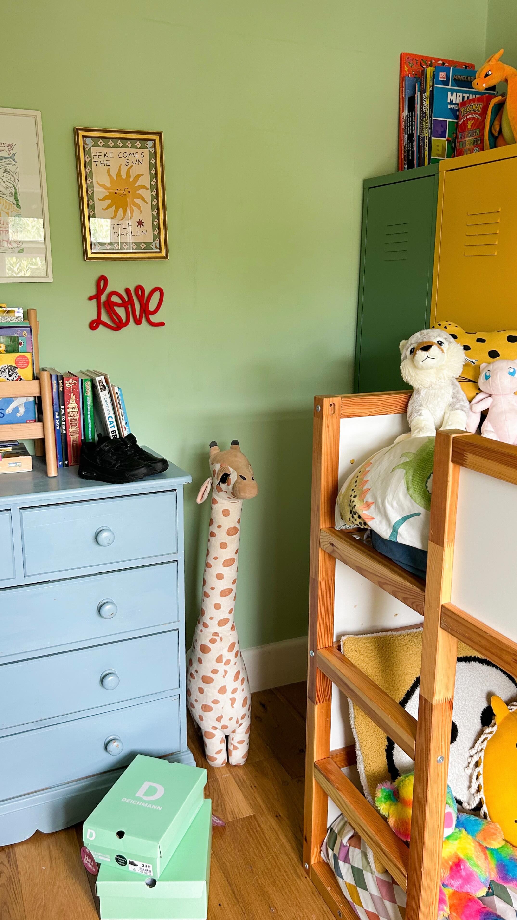 Instagram post by @hannahfgale for Deichmann. Caption reads: Literally the only time in my life I plan ahead is....