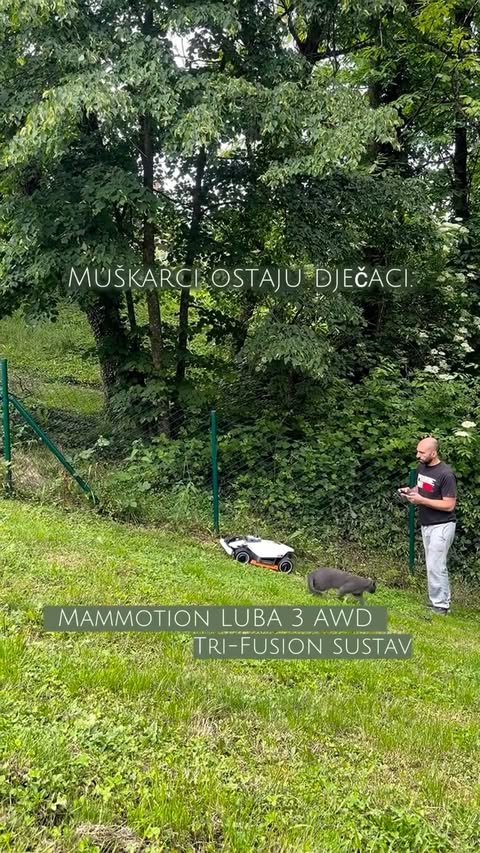 Instagram post by @queenstangleddesires for Mammotion Tech. Caption reads: A daj reci, šta ne izgleda kao autić na daljinski?....