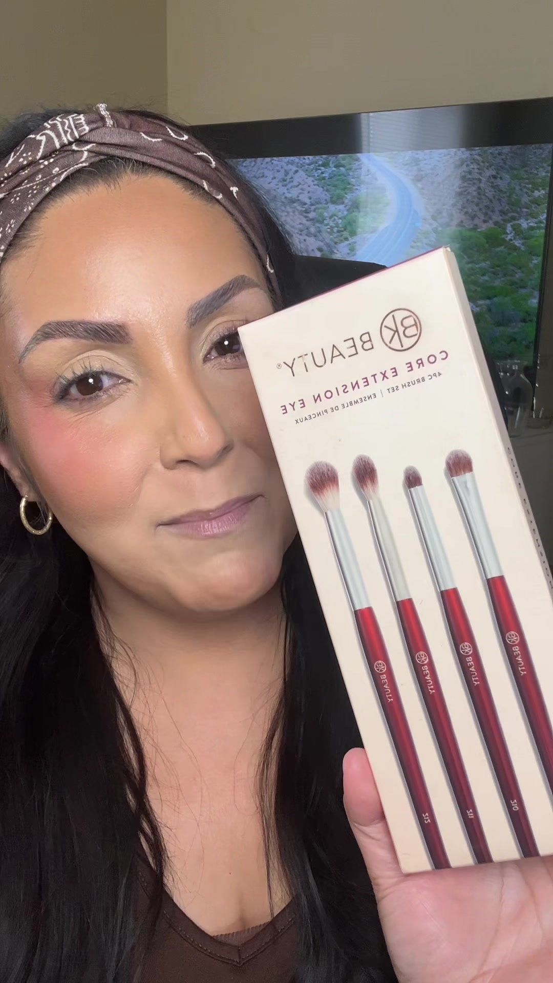 TikTok post by @memrymakeuptherapy for BK Beauty. Caption reads: [...] made wa easy with this eye brush set! @BK....