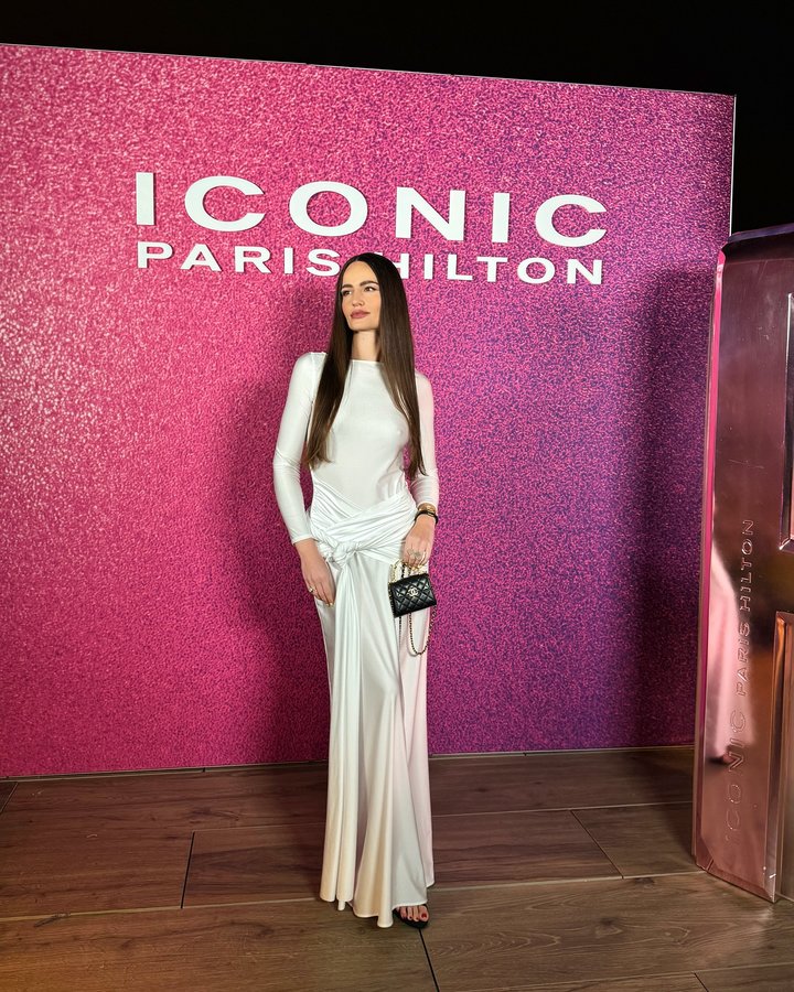 Instagram post by @yuliia_tykhonenko for Paris Hilton Fragrances. Caption reads: [...] #ParisHiltonIconic @ultabeauty....