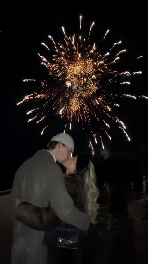 Instagram post by @delaneychilds for LIKEtoKNOW.it. Caption reads: #VrboPartner #Ad It’s about time for some cozy....