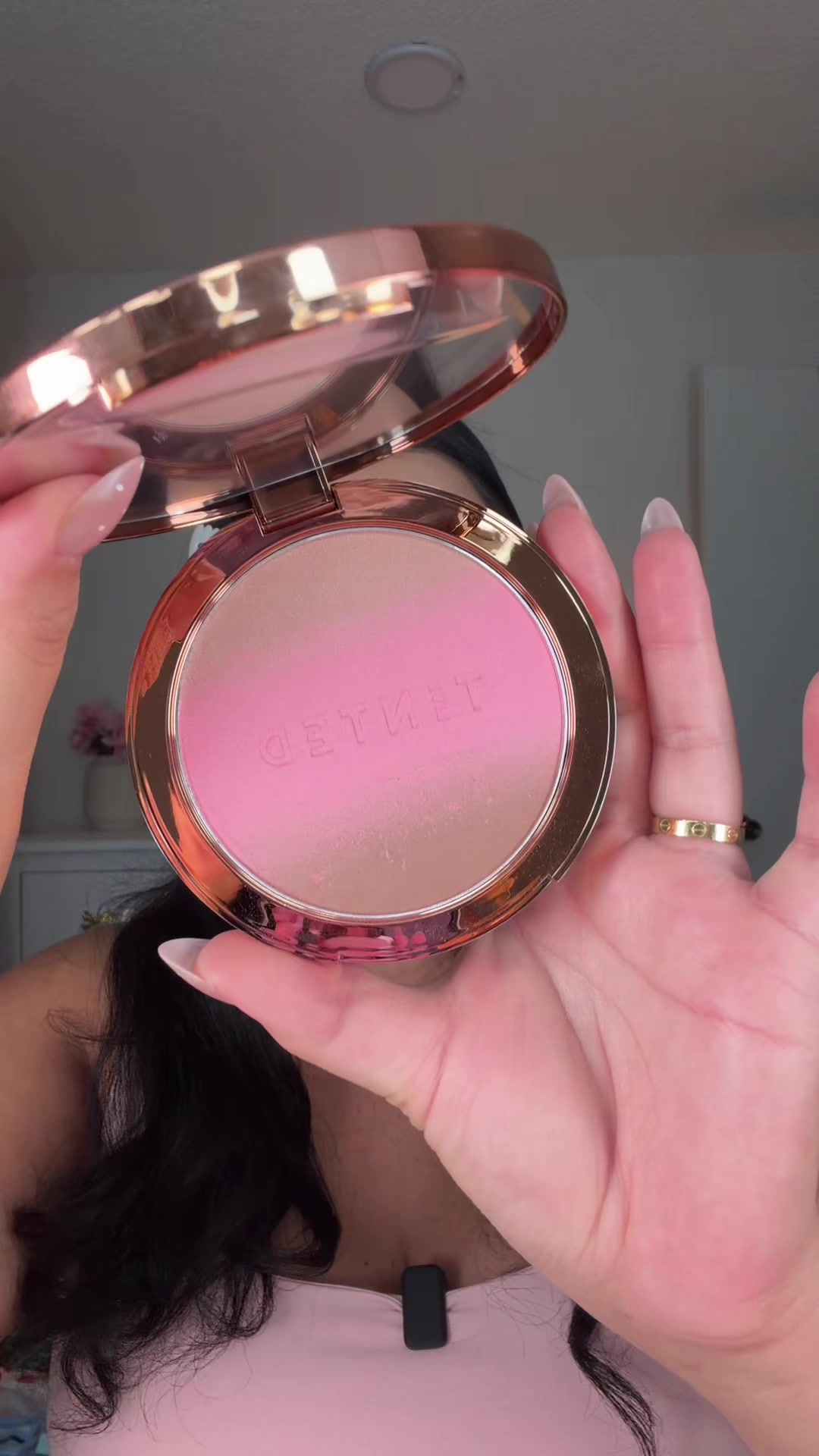 TikTok post by @mari.bajari for LIVE TINTED. Caption reads: [...] #BeautyTok #MakeupRoutine @Live Tinted.