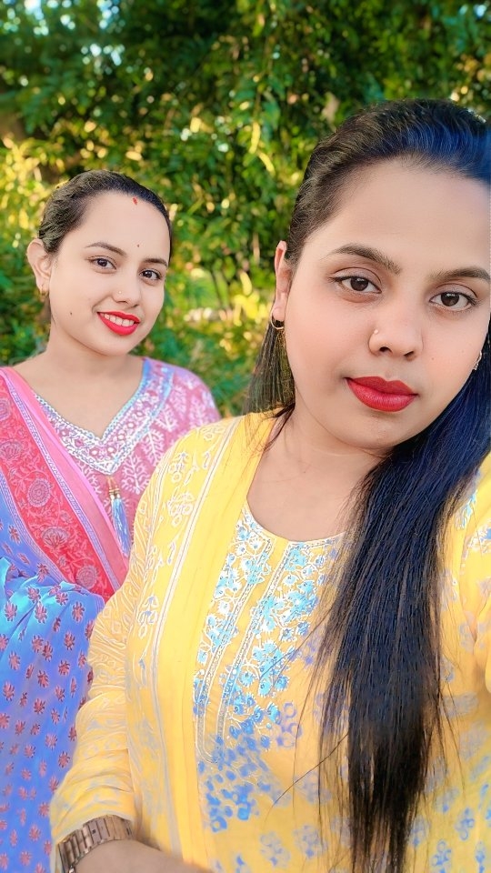 Instagram post by @theanitaroy1 for Lotus Botanicals. Caption reads: Sun- kissed and glowing - Lotus has your skin....