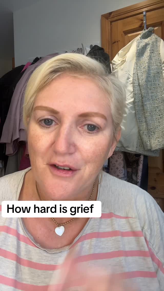 Instagram post by @my_crazy_life_caroline for BPerfect Cosmetics. Caption reads: [...] crazy Caroline’s glam @bperfectcosmetics ad.