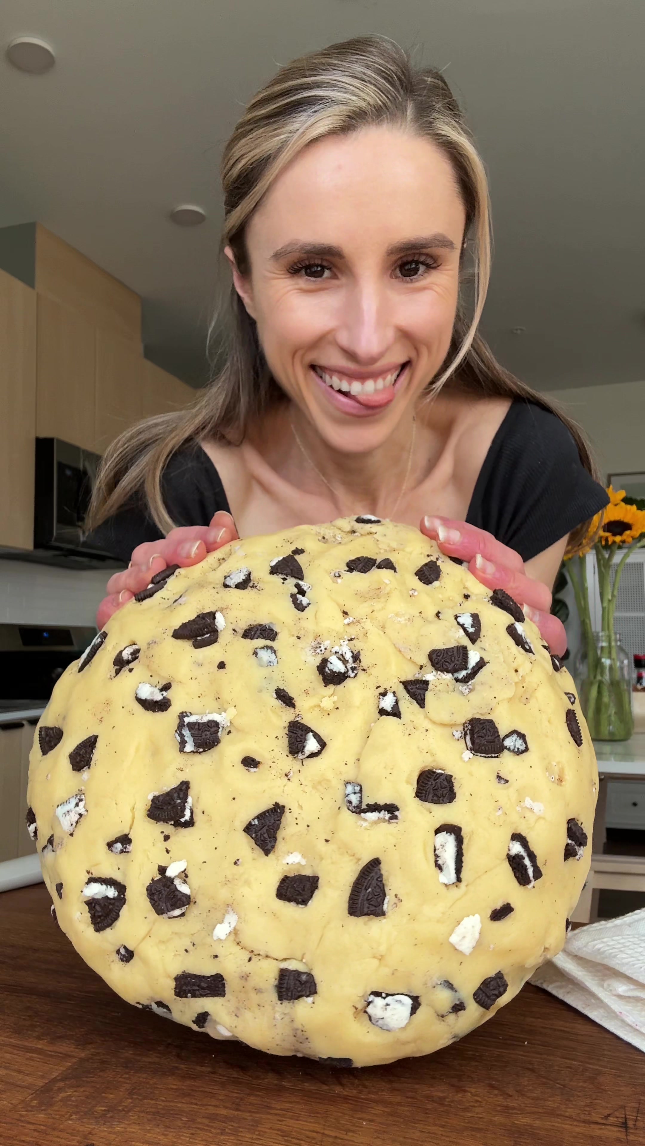 TikTok post by @jeshastevens for ALOHA. Caption reads: [...] homemade oreos 🍪 Inspired by @ALOHA Protein....