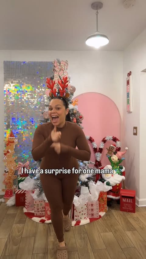 Instagram post by @lifewithsweettooth for Graco. Caption reads: [...] one mama 🤍
I’m giving away a brand new,....