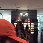 Instagram post by @marquiseaura for EssilorLuxottica. Caption reads: 13/11/25 with @essilorluxottica <333 
at new....