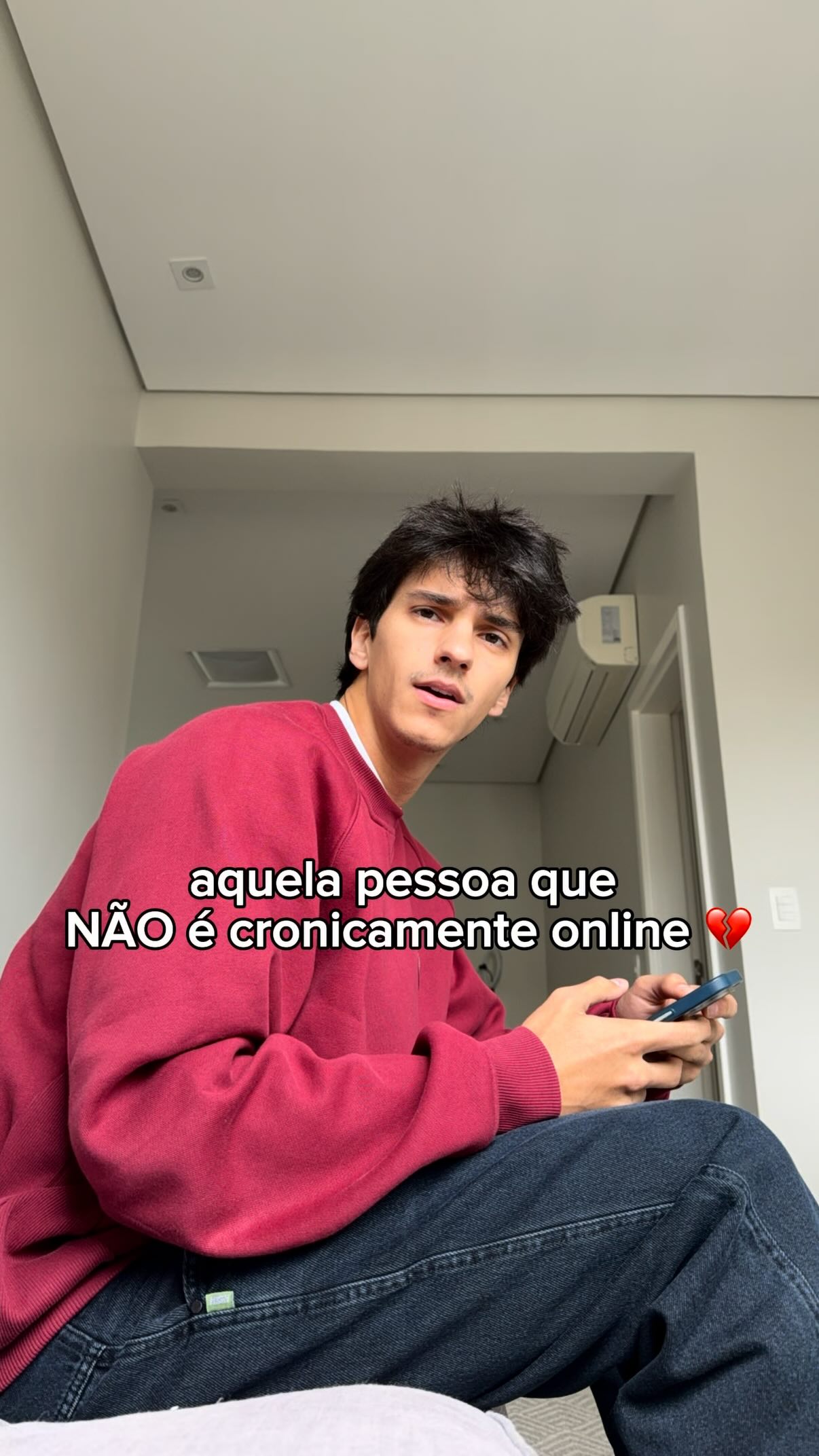 Instagram post by @matheustheodoro_ for Claro Perú. Caption reads: lembrou de alguém??? 😅 
marca aqui a pessoa que....