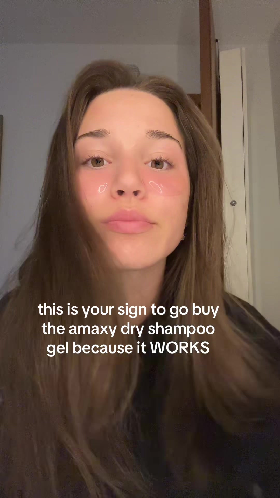 TikTok post by @mariahbackup16 for AMAXY Beauty. Caption reads: im so obsessed @AMAXY Haircares #amaxy #dryshampoo....