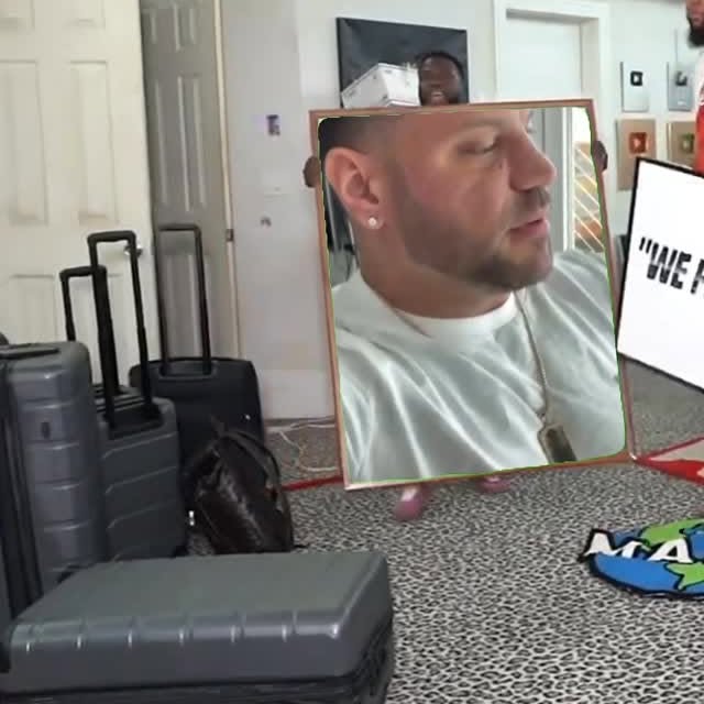 Instagram post by @realronniemagro for Twitch. Caption reads: Follow me on @twitch #RealRonnieMagro_RTL.
