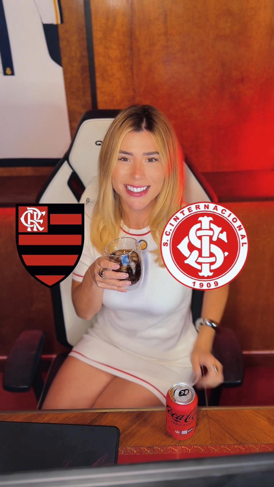 Instagram post by @isabelapagliari for Coca-Cola Brasil. Caption reads: CONMEBOL Libertadores não é pra amadores. E esse....
