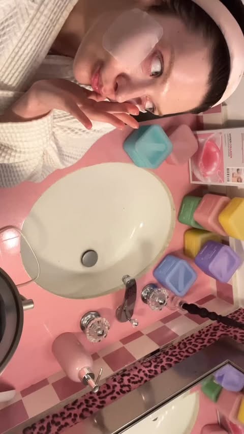 Instagram post by @amandasteele for Mediheal. Caption reads: Me 🤝 Korean Skincare 🤍🤍🤍 my new @mediheal_usa....