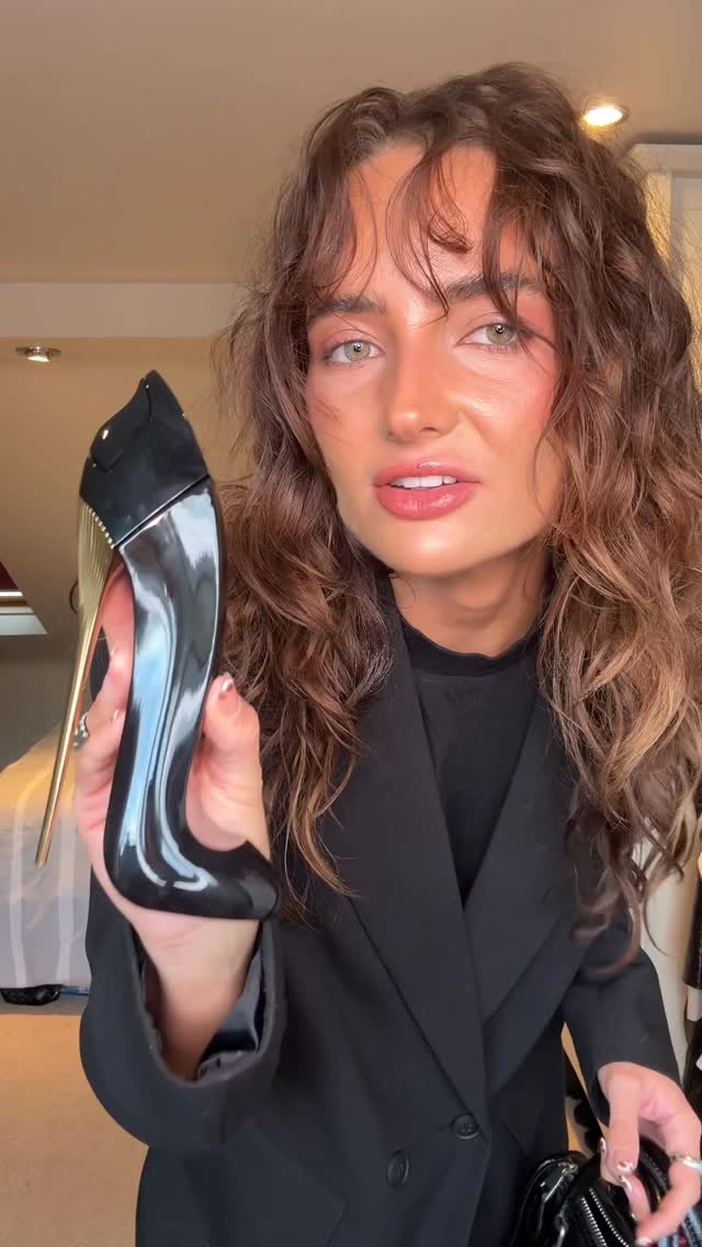 Instagram post by @angieholdenn for Carolina Herrera. Caption reads: AD Ep 27 | Waited all year to get these trousers....