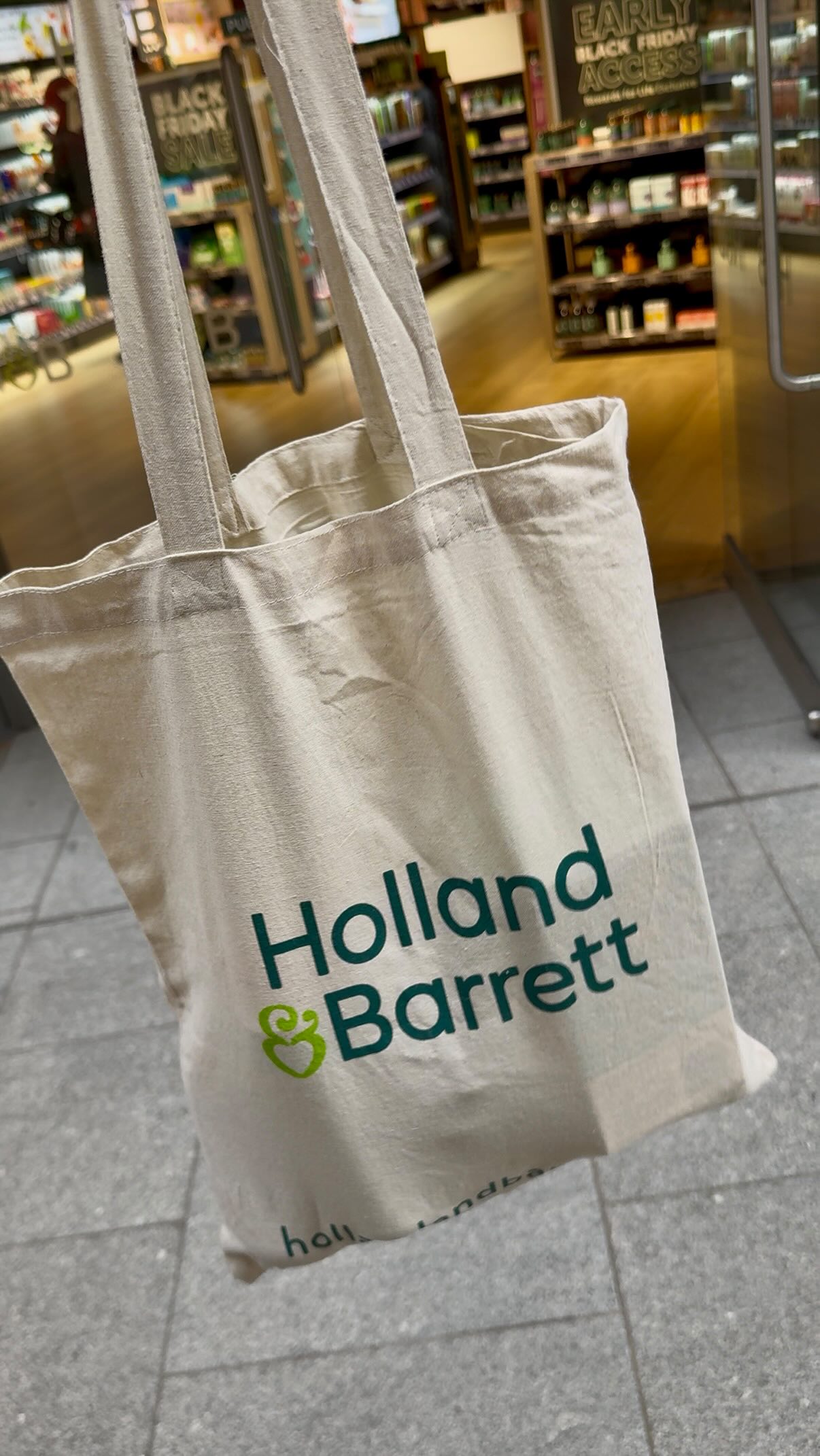 Instagram post by @allthingsailish for Childs Farm. Caption reads: ad-invite | One thing about me… I love a good....