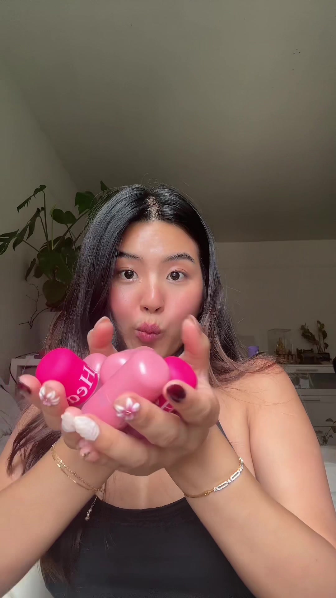 TikTok post by @jenny.rojs for Heaven Pink. Caption reads: @Heaven Pink 💖 using shade M08 & M03 #blush....