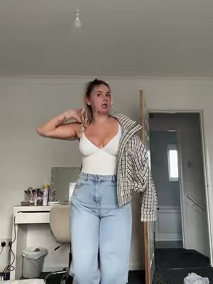 TikTok post by @user_565689182829281 for FeelinGirl-UK. Caption reads: @FeelinGirl-UK #feelingirl #feelingshapewear.