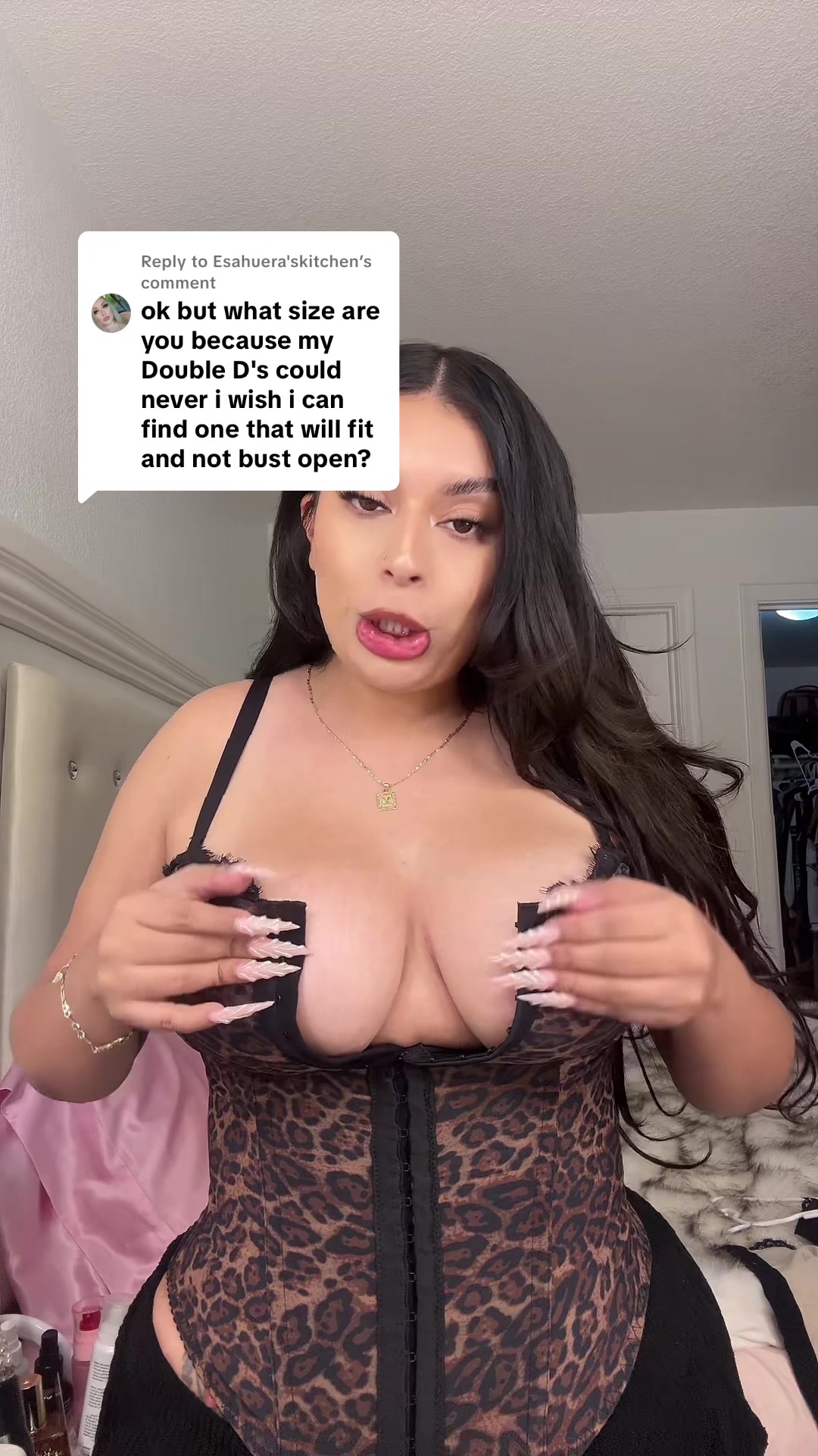 TikTok post by @prettygirlglaze for Popilush. Caption reads: Replying to @Esahuera'skitchen girlll my 38DD....
