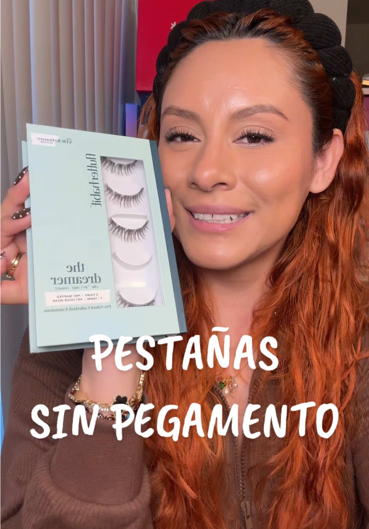 TikTok post by @johanaa_cg for FlutterHabit. Caption reads: [...] y que realmente lucen bellas! @flutterhabit ....